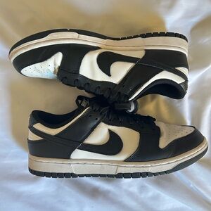 Mens Nike Black and White Dunks (10)